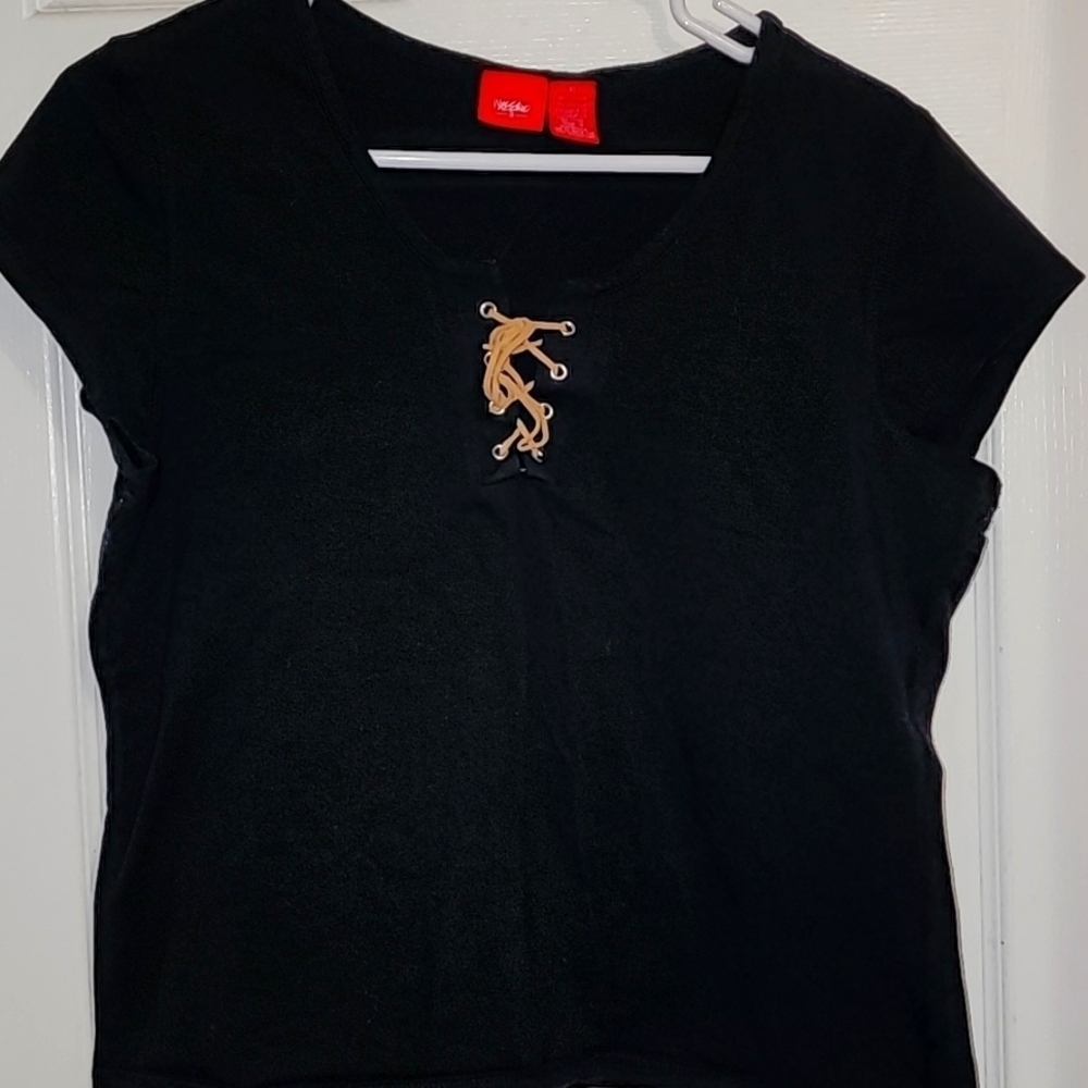 Vintage Mossimo Tee Short w/laceup embellishment Sz Xl